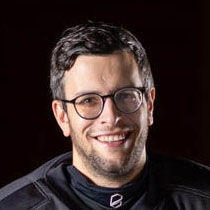 https://calandaflyers.ch/wp-content/uploads/2024/09/88-Damian-Menig-Goali-Portrait.jpg
